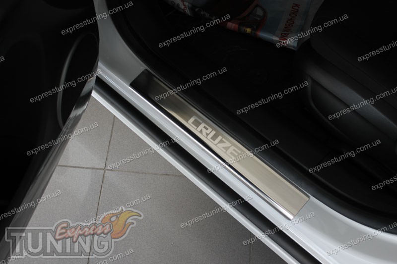 Накладки на пороги Шевроле Круз (защитные накладки Chevrolet Cruze ...