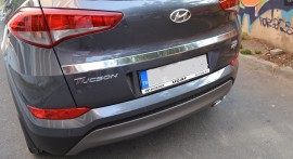 Накладка хромована над номером Hyundai Tucson TL широка