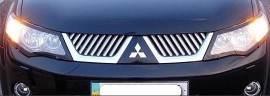 Хром накладки на решетку радиатора Mitsubishi Outlander XL