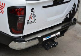 Накладка на задний бампер Nissan Navara 3 D23