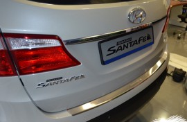 Накладка на задний бампер Hyundai Grand Santa Fe 3 (защитная накладка бампера Хендай Гранд Санта Фе 3)