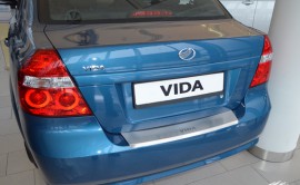 Накладка заднього бампера ЗАЗ Вида (захисна накладка бампера ZAZ Vida 4D)