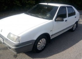 Ветровики окон Renault 19 хэтчбек комплект 4шт