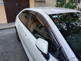 Дефлекторы на окна Toyota Corolla 12 E210 комплект 4шт