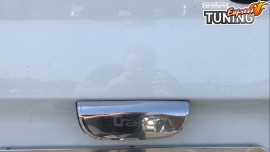 Хром накладка над номером Рено Трафік 2 двері