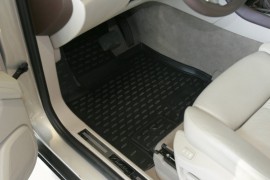 Резиновые коврики салона Cadillac SRX 2 комплект 3шт