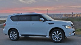 Дефлекторы окон Infiniti QX80 полный комплект 4шт
