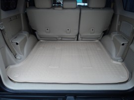 Бежевый коврик в багажник Lexus GX470