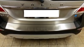 Накладка на задний бампер Вольво ХС70 (защитная накладка бампера Volvo XC70)