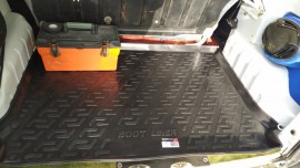 Коврик в багажник Пежо Партнер 1 резиновый