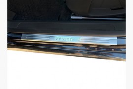 Хромовані накладки на пороги Volkswagen Passat B7 type2