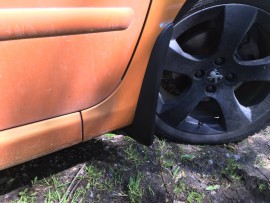 Передние брызговики Peugeot 307 оригинал 2шт