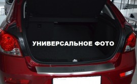 Накладка на задній бампер для Фольксваген Гольф 7 універсал (захисна накладка бампера Volkswagen Golf 7 Variant)