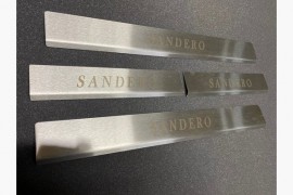 Хром накладки на пороги Renault Sandero 2