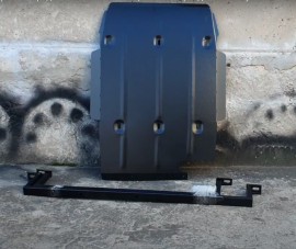 Защита коробки передач Toyota Hiace 4 и раздатки