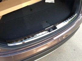 Хром накладка на порог заднего бампера Hyundai Santa Fe 3