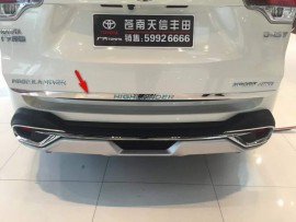 Хром краю багажника Toyota Highlander 3
