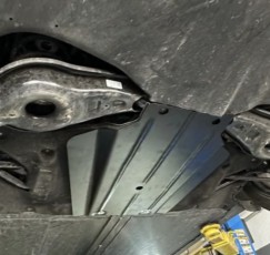 Защита заднего двигателя Tesla Model Y стальная