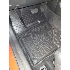 Коврики в салон Geely Coolray с перемычкой