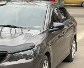 Накладки на дзеркала Peugeot 301 чорні