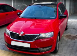 Кришки на дзеркала Skoda Rapid чорні