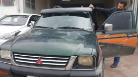 Козырек над лобовым стеклом Mitsubishi L200 3 96-06 на раме