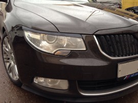 Накладки на фары Skoda Superb 2 реснички 08-13 комплект 2шт