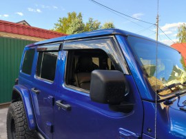 Ветровики окон Jeep Wrangler JL 2018+ на скотче черные