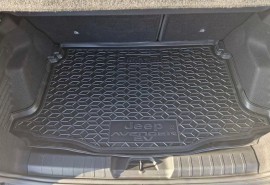 Коврик багажника Jeep Avenger EV верхняя полка 2023+