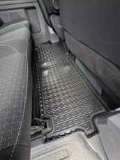Коврики автомобильные Ford Tourneo Custom 2 на второй ряд 2023+