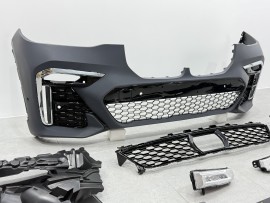 Передний бампер M-Paket для BMW X7 G07 дорестайл 2019-2022 в сборе