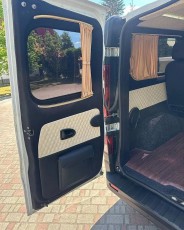 Шторки для Opel Vivaro B 2014-2019 комплект с алюминиевыми профилями