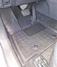 Коврики для Toyota Rav 4 6 2025+ борт 25мм 3D дизайн