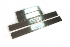 Накладки на пороги Пежо 4007 (захисні накладки Peugeot 4007)