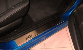 Накладки на пороги Пежо 207 (захисні накладки Peugeot 207)