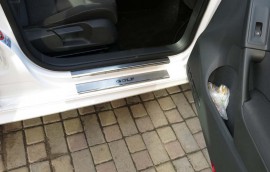 Накладки на пороги Фольксваген Гольф 6 5Д (защитные накладки Volkswagen Golf 6 5D)
