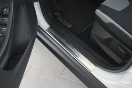 Накладки на пороги Ford Focus 3 5Д (захисні накладки Ford Focus 3 5D)