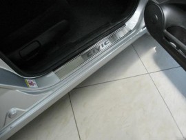 Накладки на пороги Хонда Цивик 8 4Д (защитные накладки Honda Civic 8 4D)