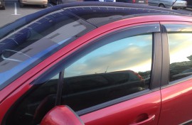 Ветровики Пежо 207 (дефлекторы окон Peugeot 207 hb)