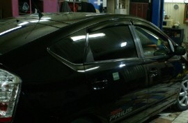 Ветровики Тойота Приус 3 (дефлекторы окон Toyota Prius 3)