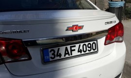 Хромована накладка на багажник Chevrolet Cruz (хром накладка над номером Chevrolet Cruze)