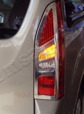 Хромована окантовка на стопи Сітроен Берлінго 2 (хром накладки на стопи Citroen Berlingo 2)