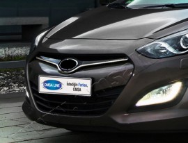 Хром накладка на решітку радіатора Хендай i30 2 (хромована накладка на решітку радіатора Hyundai i30 2)