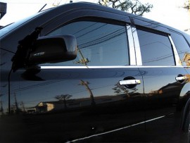 Хромированные молдинги дверных стоек Ниссан Х-Трейл Т31 (хром молдинги на стойки Nissan X-Trail T31)