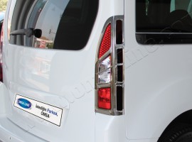 Хромована окантовка на стопи Peugeot Partner 2 (хром накладки на стопи Пежо Партнер 2)