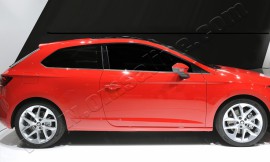 Хромовані молдинги скла Сеат Леон 3 (хром нижні молдинги скла Seat Leon 3)
