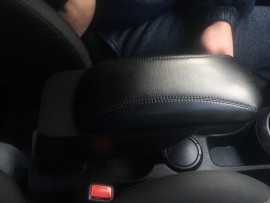 Підлокітник Хендай Акцент 4 оригінал (підлокітник на Hyundai Accent 4)