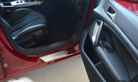 Nataniko Накладки на пороги Пежо 308 2 (захисні накладки Peugeot 308 T9)