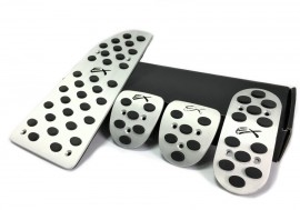 Накладки на педали Митсубиси Паджеро Спорт 2 МКПП (накладки педалей Mitsubishi Pajero Sport 2)