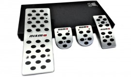 Накладки на педали Nissan Navara 2 МКПП (накладки педалей Ниссан Навара D40)